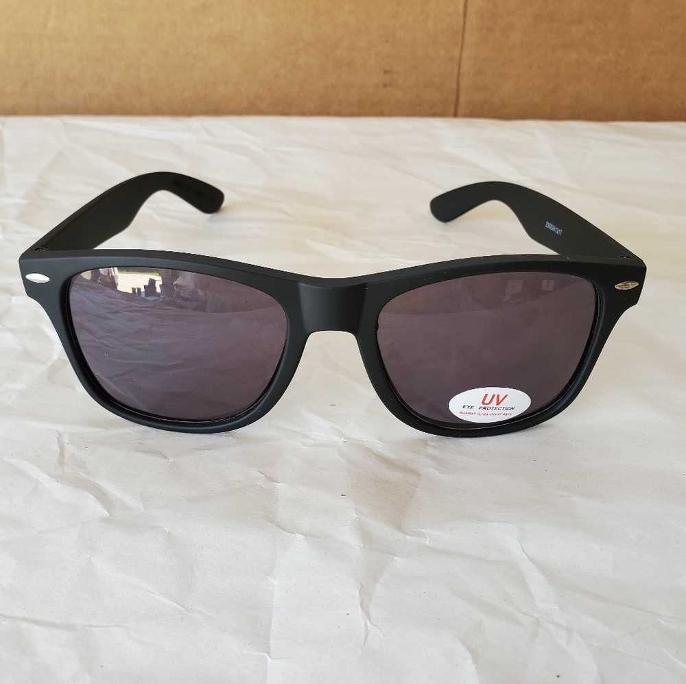 Freebirds Black Matte Wayfarer Style Sunglasses